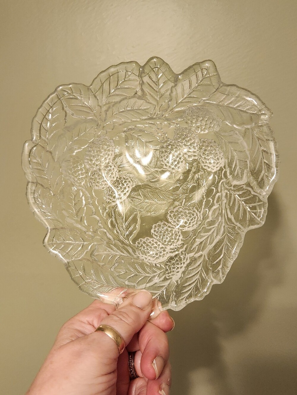 Indiana Glass Loganberry Glass Nut Bowl / Candy Dish